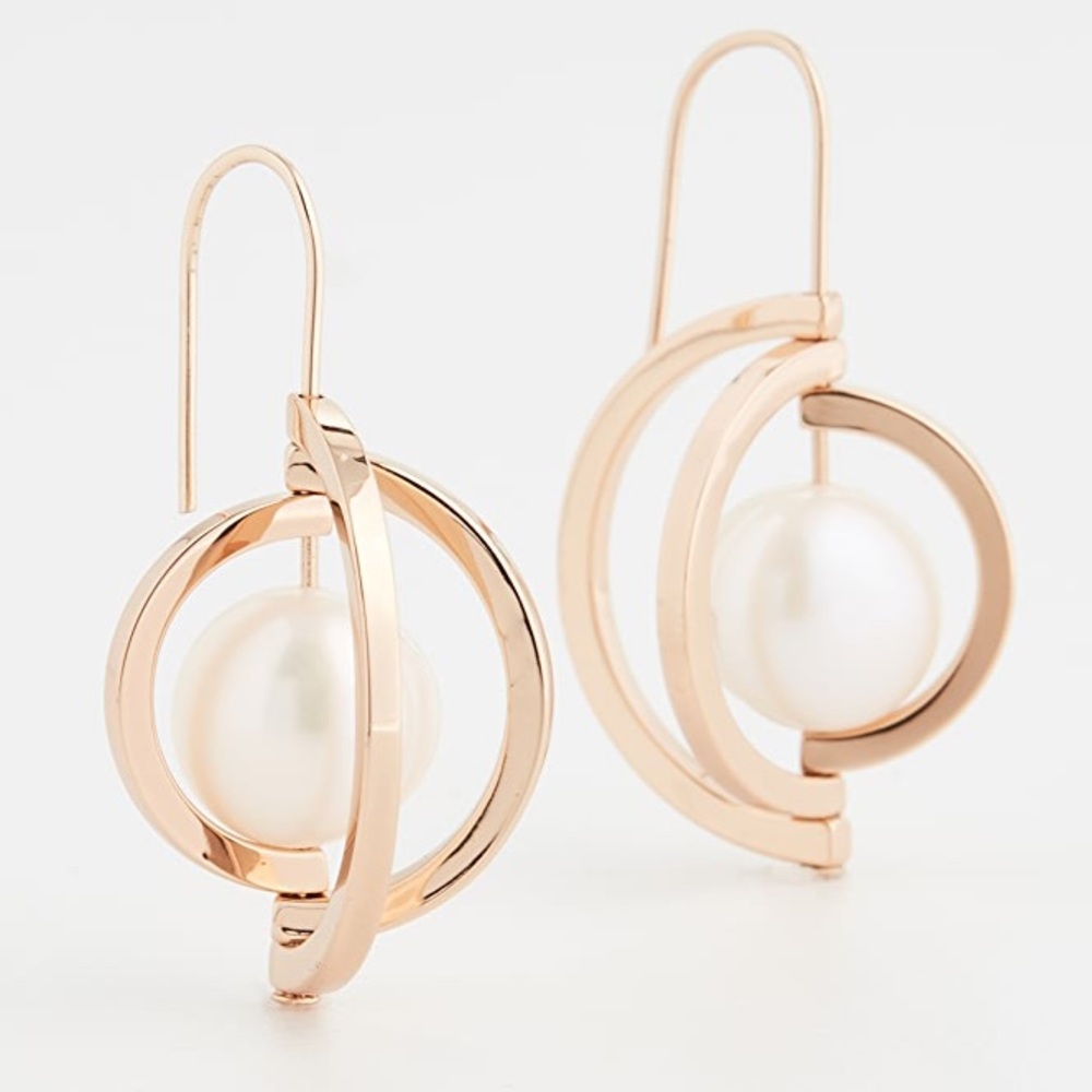 Tory Burch Spinning Pearl Earrings